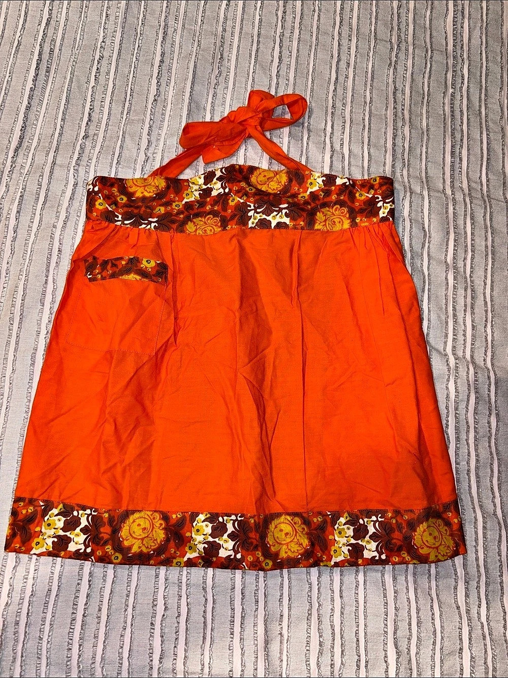 Vintage 70s Harvest Orange Half Apron Mod Sun Floral Perfect Condition